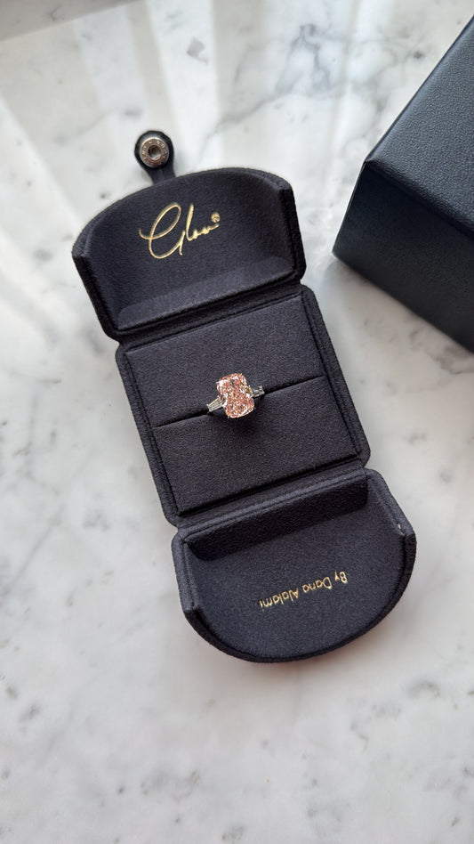 An Extraordinary 7 Carat Pink Diamond Ring