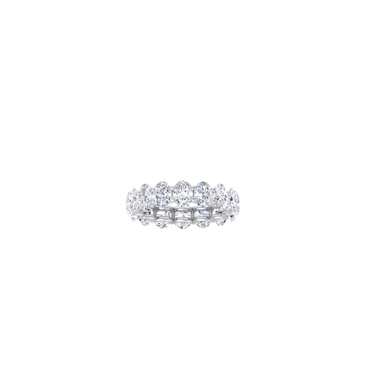 Timeless Grace: Lab Grown Diamond Ring in Captivating Oval Shape